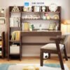 Bàn học trẻ em màu nâu hiện đại, phù hợp với phong cách nội thất ấm cúng